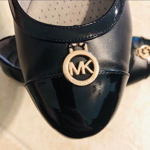 Michael Kors Life Stride Flats - Size 9.5